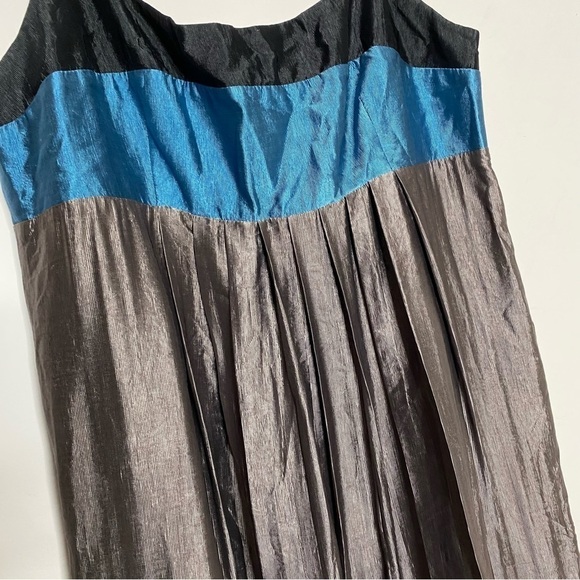 BCBGMaxAzria Pleated Colorblock Metallic Sheen Sleeveless Dress - Picture 3 of 8